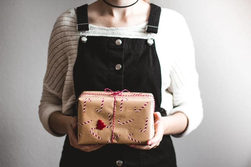 Covid 19 Care Package Ideas – Family & Friends